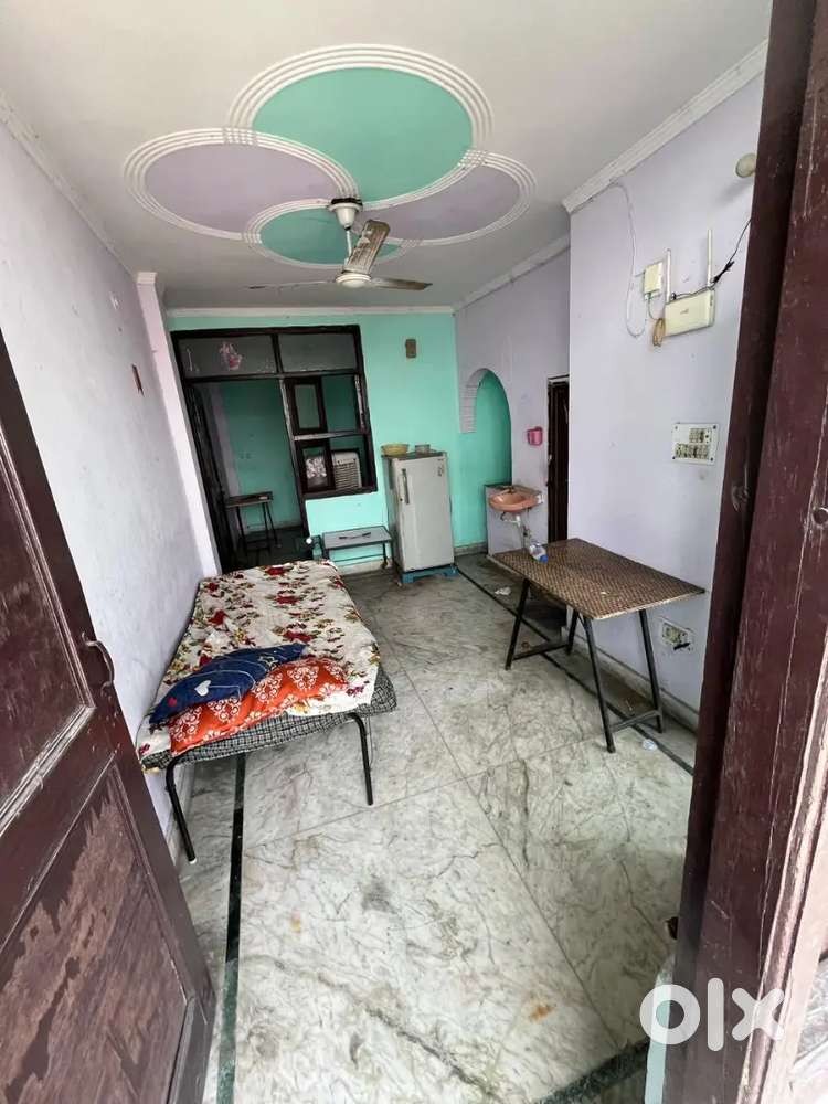 H.no 3843, gali no 103, apex road, sant nagar burari, delhi 110084