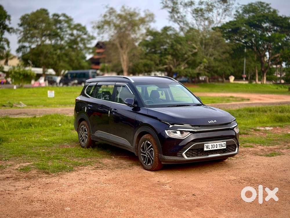 Kia Carens 2023 Petrol Well Maintained