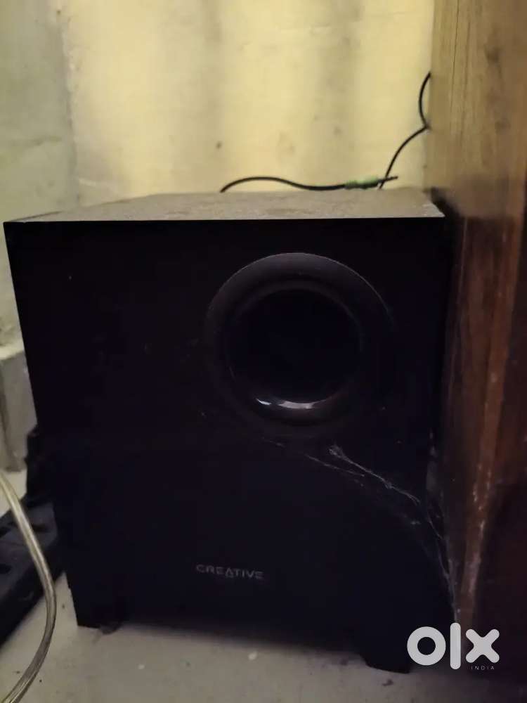 Creative 2.1 T3250 Bluetooth speaker, CPU and wireless headphones
