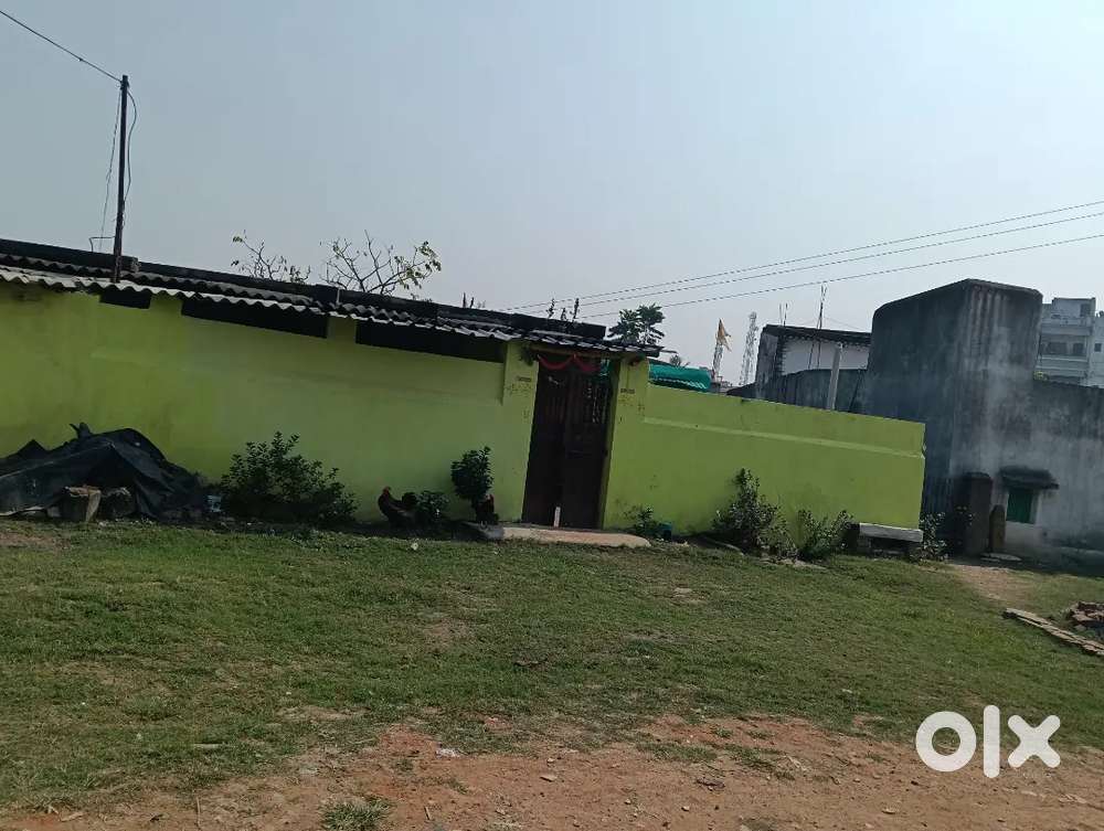 Dabarmor asirwad lodge ke pass ghr hai