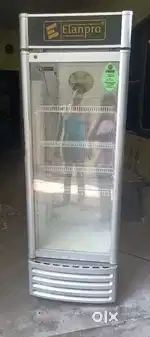 A big refrigerator for Shops it's 300 LTR  and its very good condition