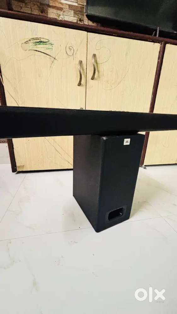 JBL Soundbar with Wireless Subwoofer