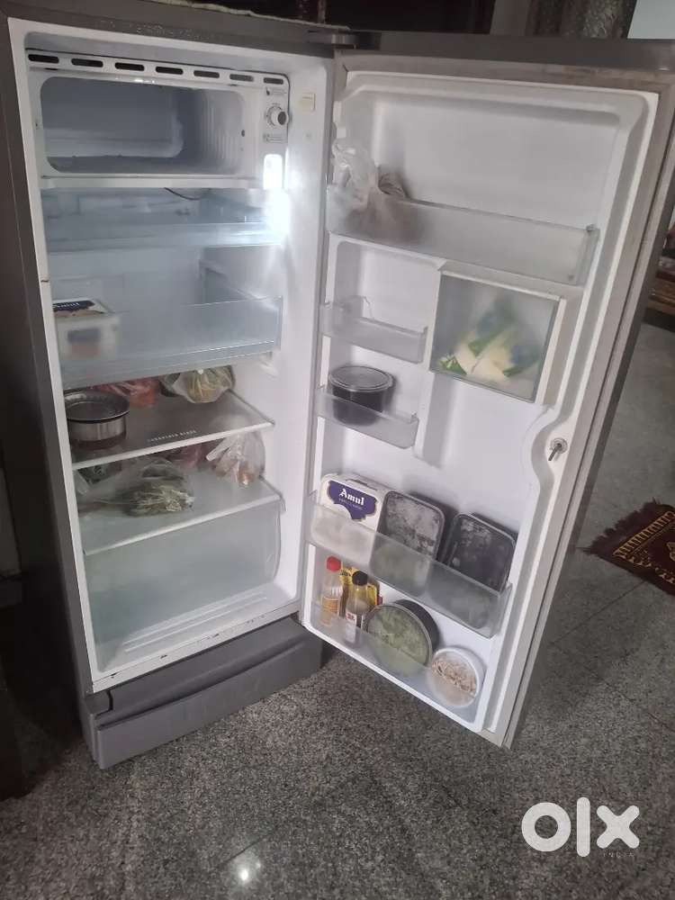 Single door fridge