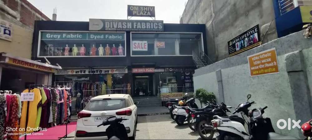 shop available for Rent on ground florr