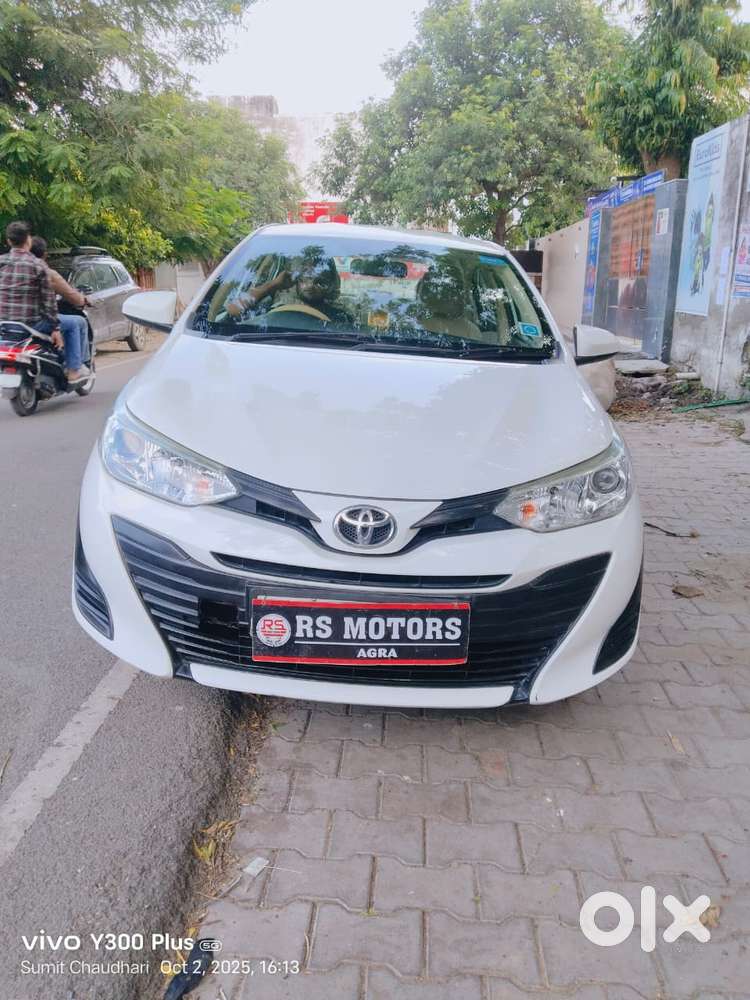 Toyota Yaris Ativ J, 2019, Petrol