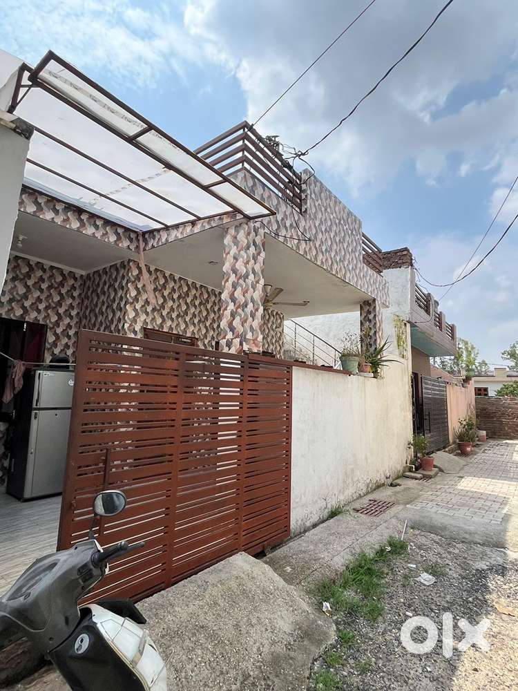 House for sale ready to move