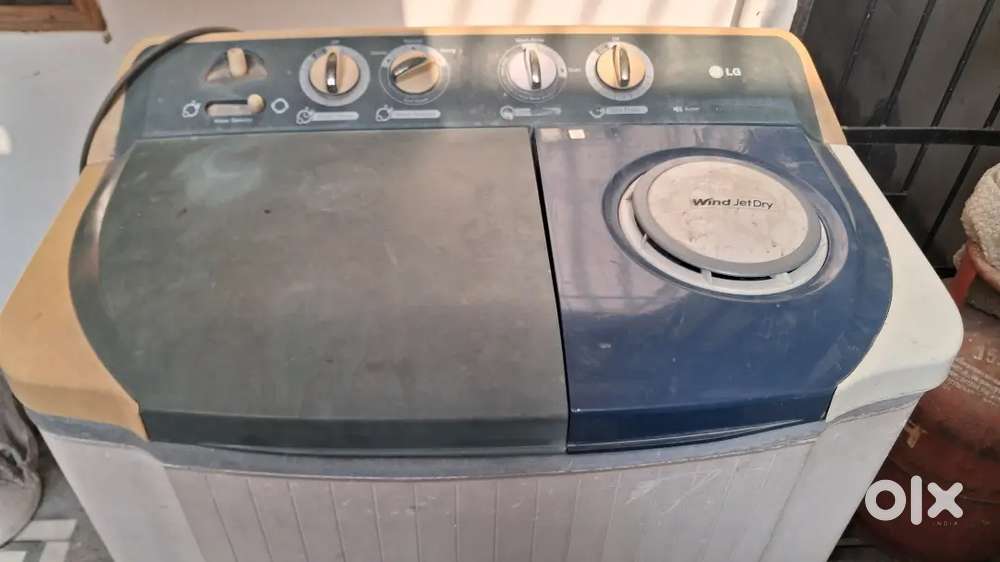 LG 7.5 kg Semi-Automatic Washing Machine (Model: P8540R3FM)