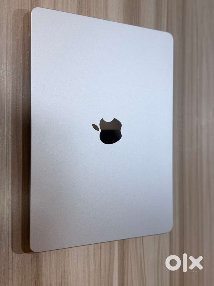 Macbook M3 Air 8GB Ram 512 GB Ssd
