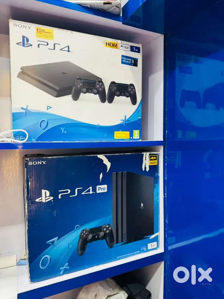 PlayStation 4 pro BOXED with games