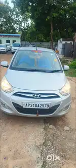 Hyundai i10 Sportz, 2015, Petrol