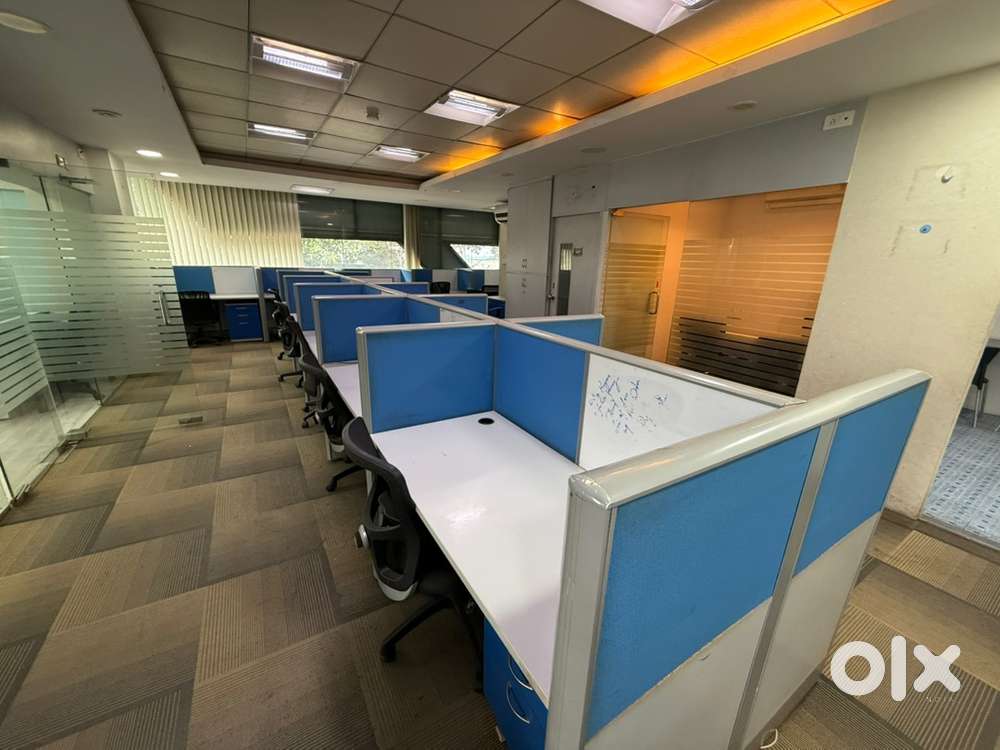 Austin town 2000, SQFT OFFICE SPACE FOR RENT With 17 w/s