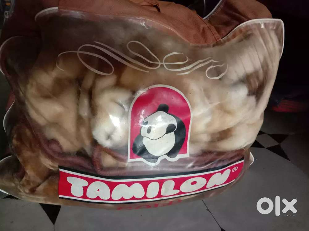 Dubai 2 Bedsheets 6/ 5 size and  iron bed sale and new key pad mobile