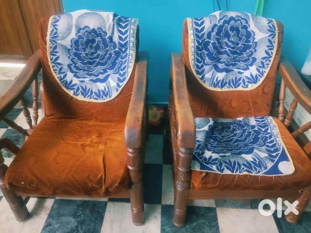 Royal Sofa (we will bargain)