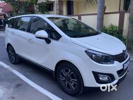 Mahindra Marazzo M8, 2018, Diesel