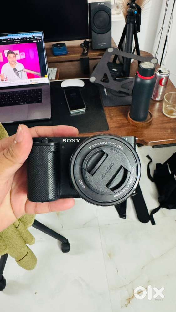 Sony ZV E10L Mirrorless Camera