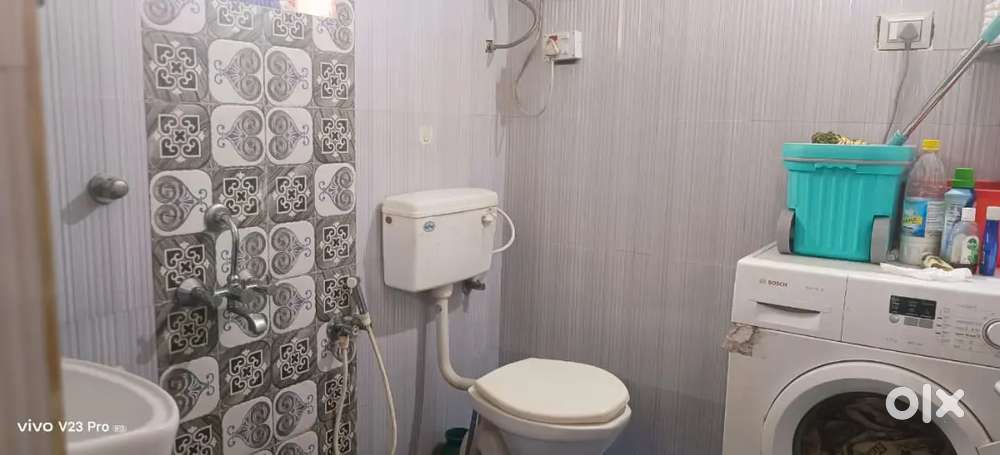 Studio flat with one room partition