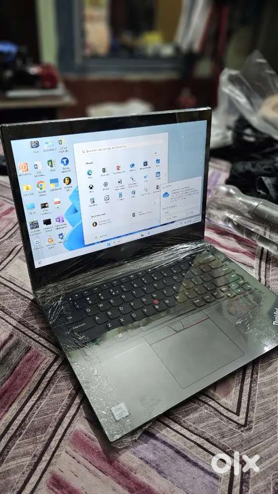 Lenovo ThinkPad E490 i5 8th, 8gb ram 256gb ssd, FHD Display