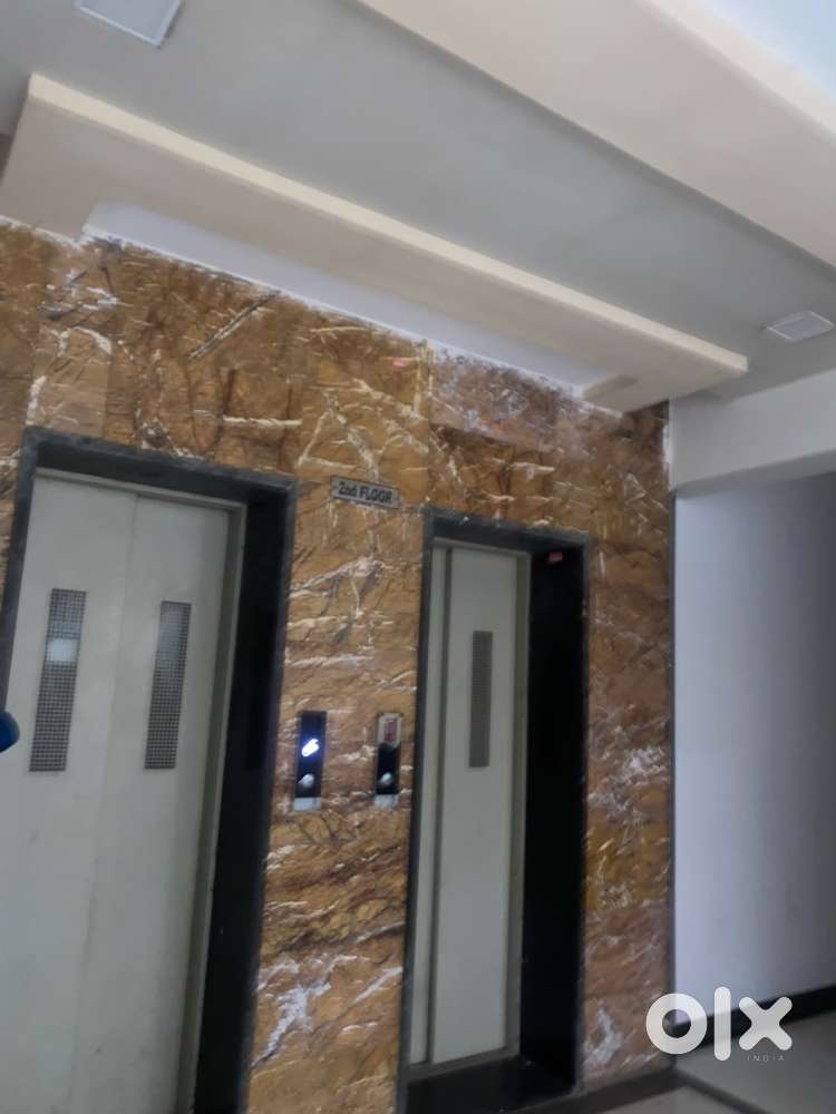 1 BHK LARGE ROOM FLAT