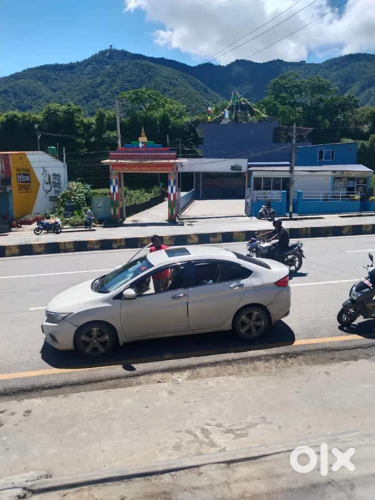 Honda City Hybrid eHEV 2015