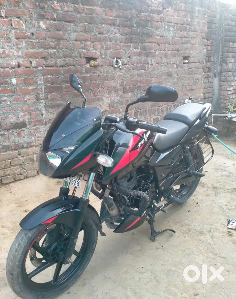 Pulsar 150