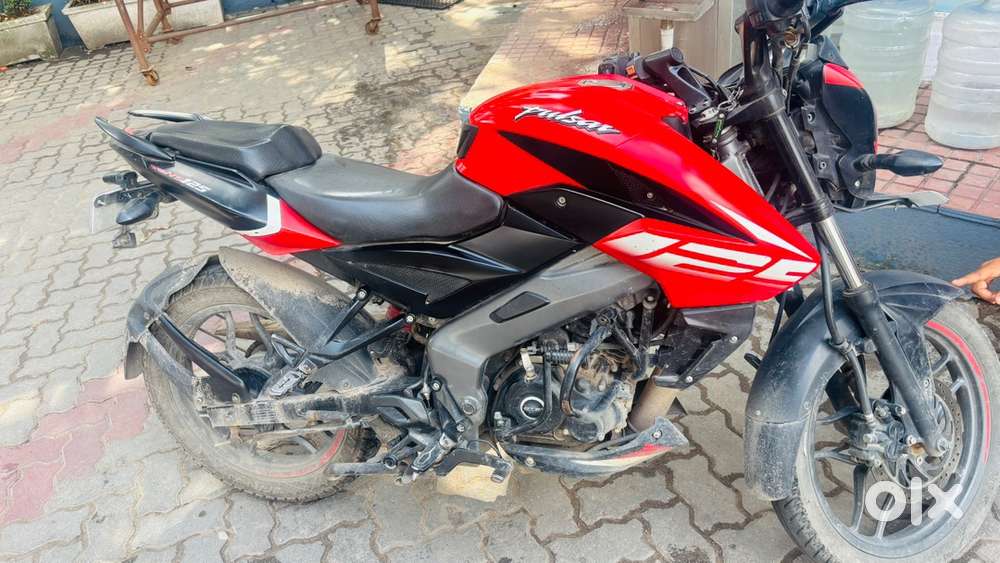 125cc powerful DTS-i engine 	•	Excellent mileage & performanc