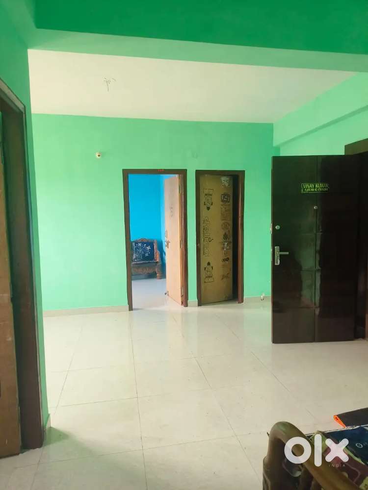 3bhk flat available for rent in sonari near main road