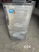 I'd samsung silver colour single door fridge with stabilizer