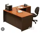 5x4.5 L shaped table brand new