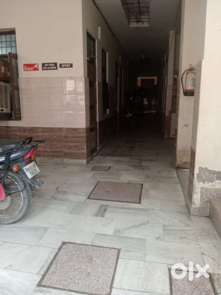 Independent Rooms & Attached kitchen & washroom & location Balongi