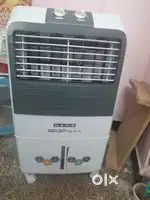 USHA air cooler 22 Lit.