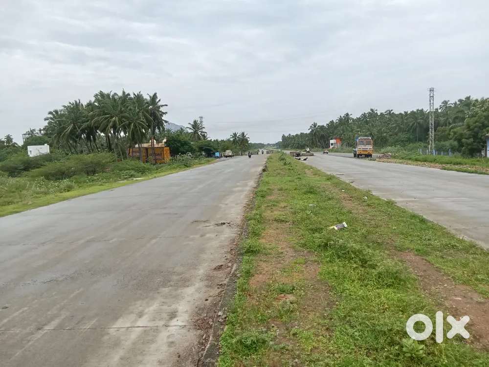 95 சென்ட், வணிக பிளாட். திருவனந்தபுரம்- கன்னியாகுமரி 4 வழிச்சாலை.