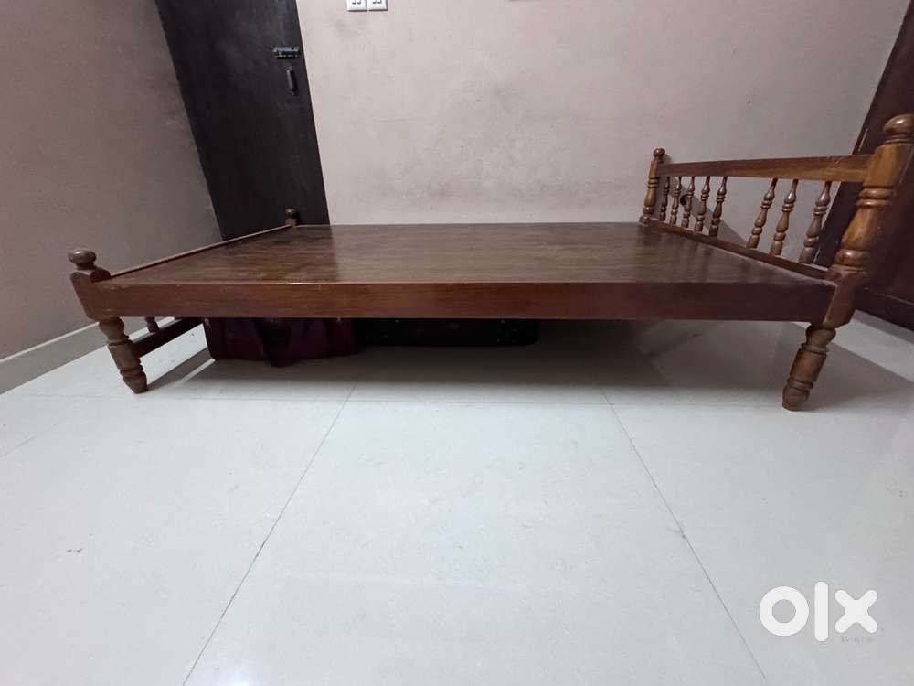 Bed Cot (Double) for Sale