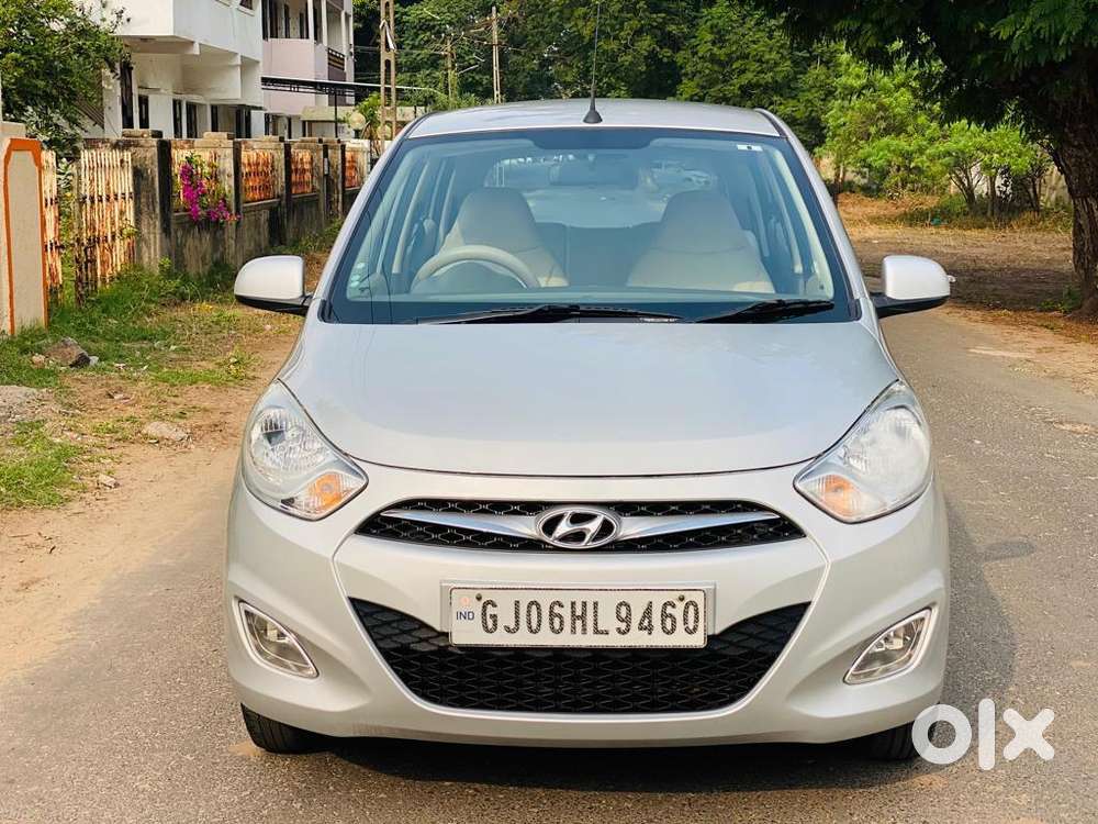 Hyundai i10 Sportz, 2014, Petrol