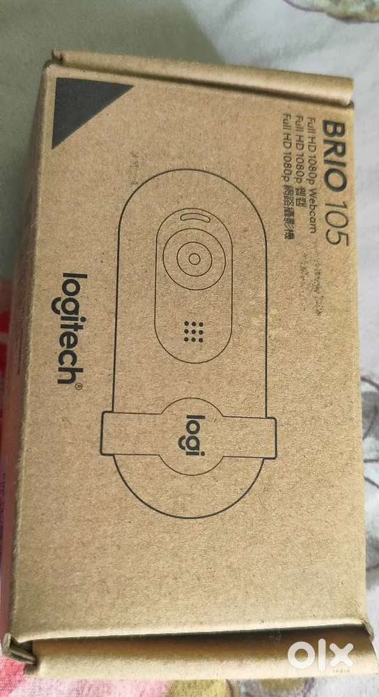 Logitech Brio 100 webcam