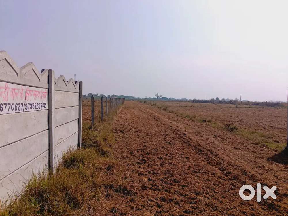Registered plot for sale on road gated society