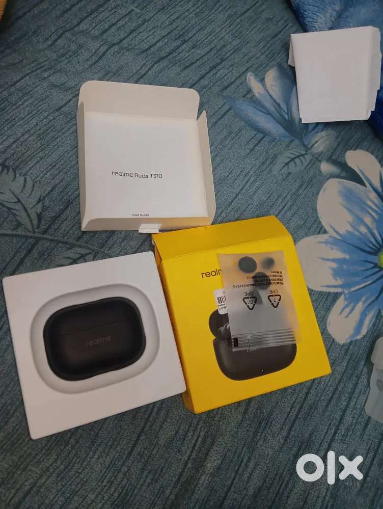 Realme buds T310 with ANC and spatial audio
