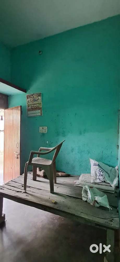 Refugee colony chowk