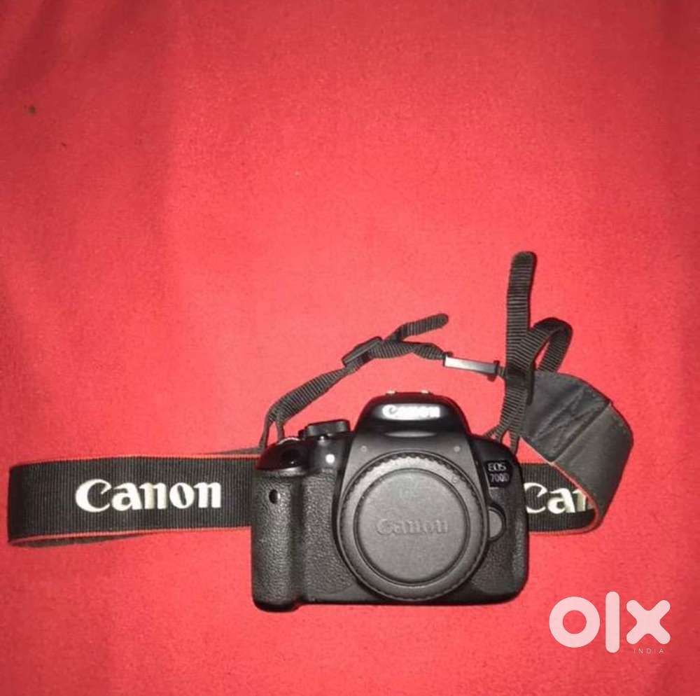 Canon DSLR Eos 700 D