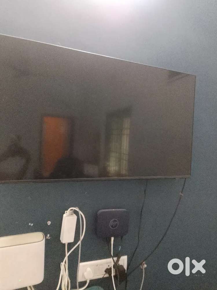 Samsung tv with box 2 years warranty