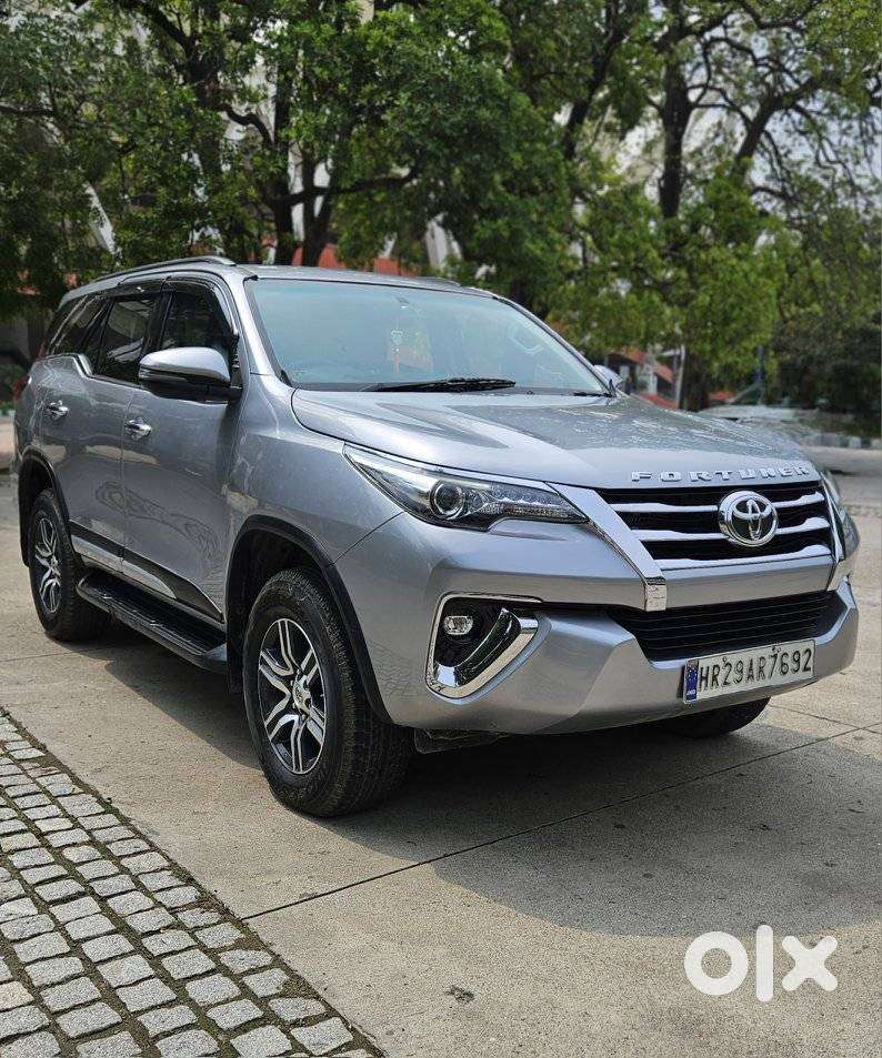 Toyota Fortuner 4X2 MT 2.8 Diesel, 2018