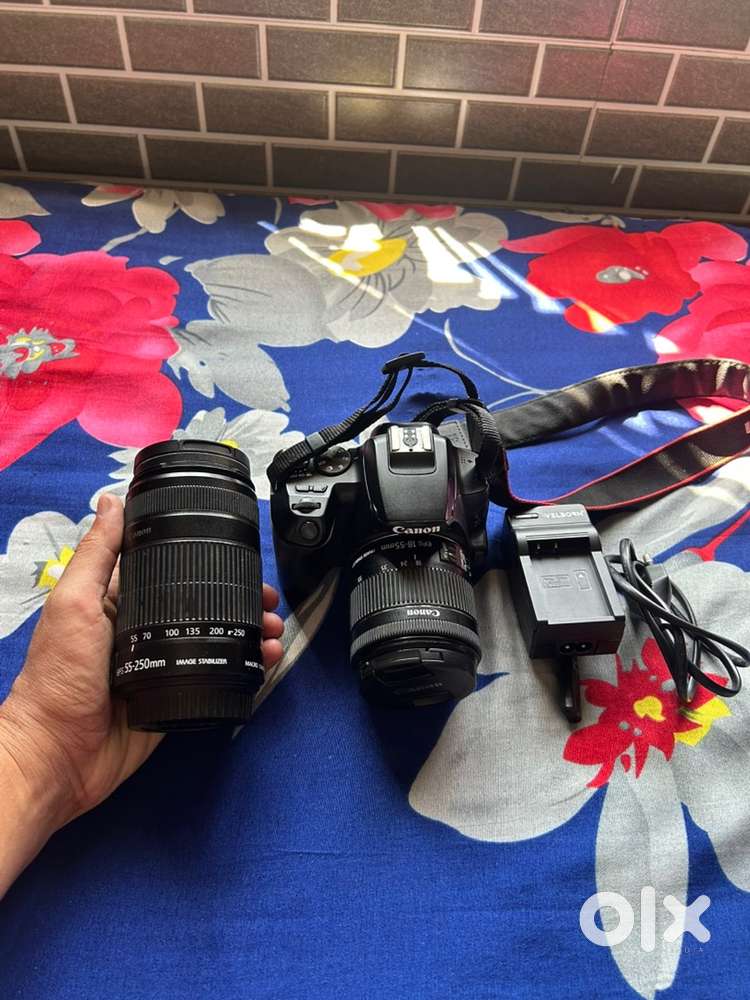 Cannon 200D And 700D