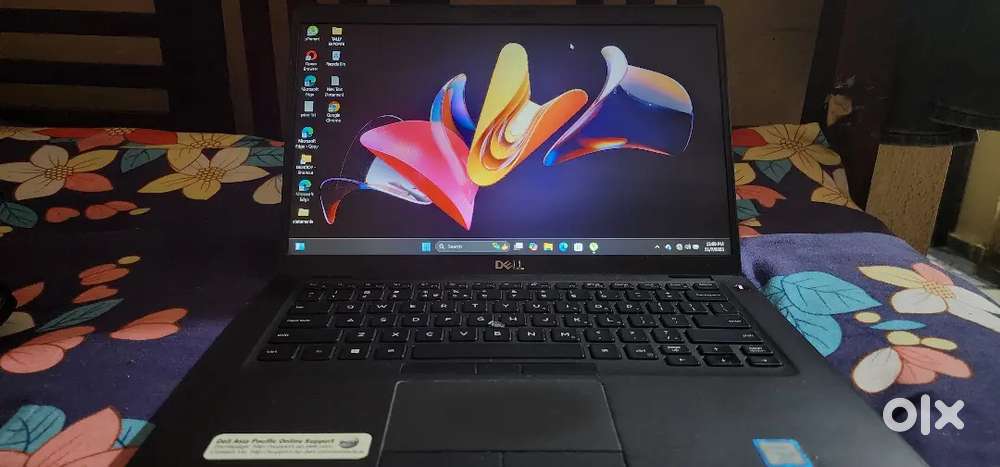 Dell touch screen laptop