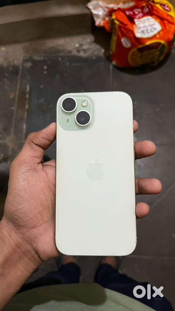 Iphone 15 mint green colour