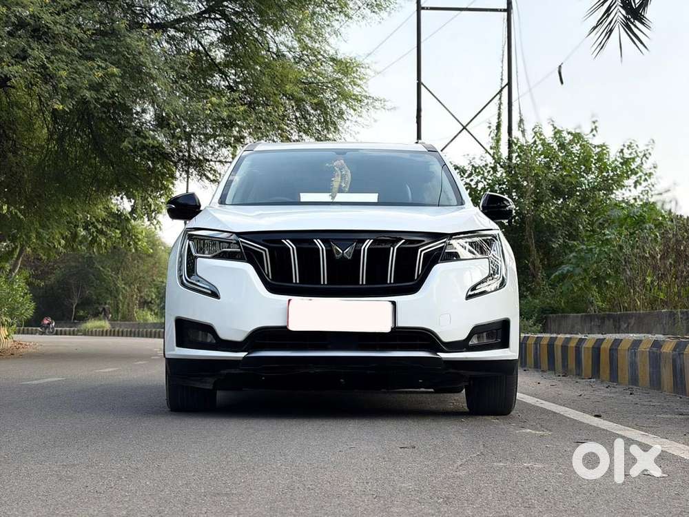 Mahindra XUV700 2.0 AX 5 Petrol AT Str, 2022, Petrol