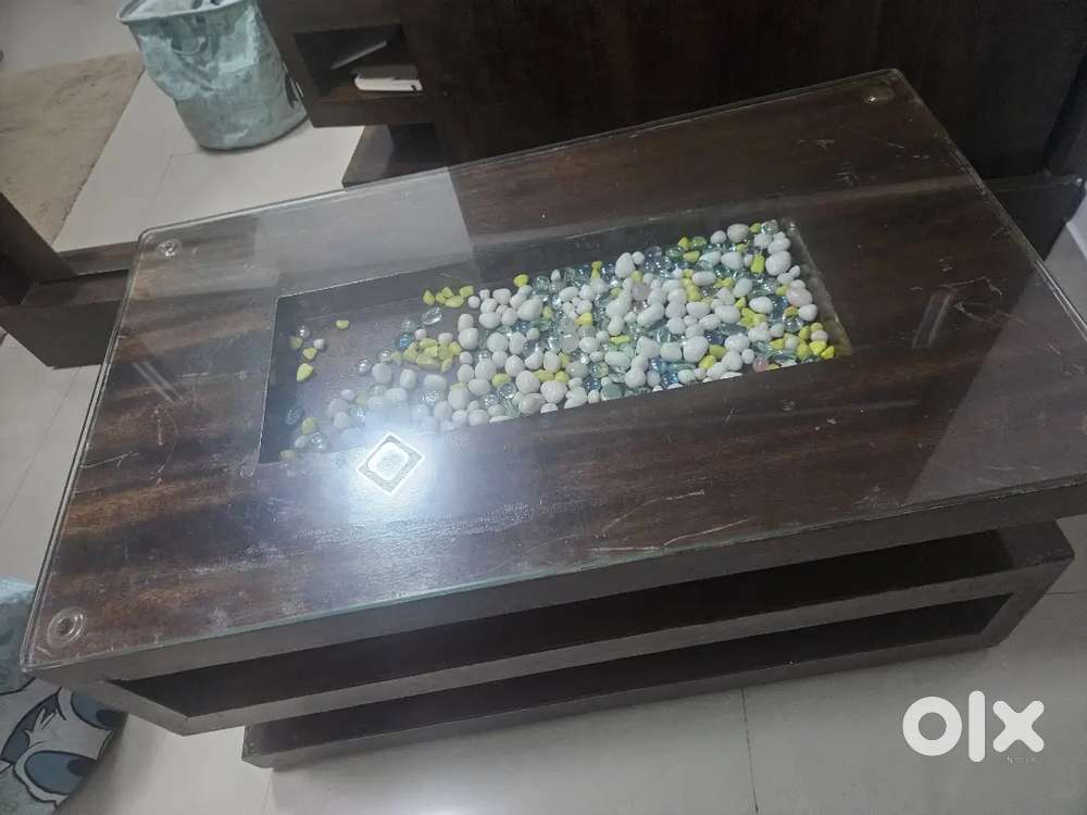 Centre table