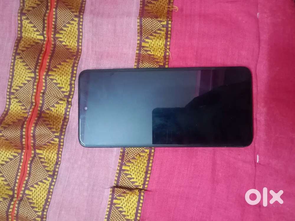 Motorola G34 5G (8Gb ram/128Gb storage)