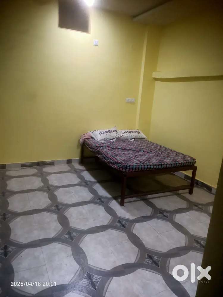 Single room available for rent behind gandhi stadium