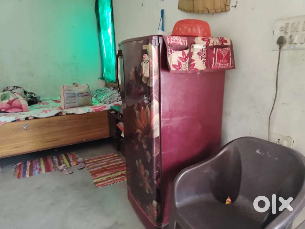 Fridge sale due to shifting