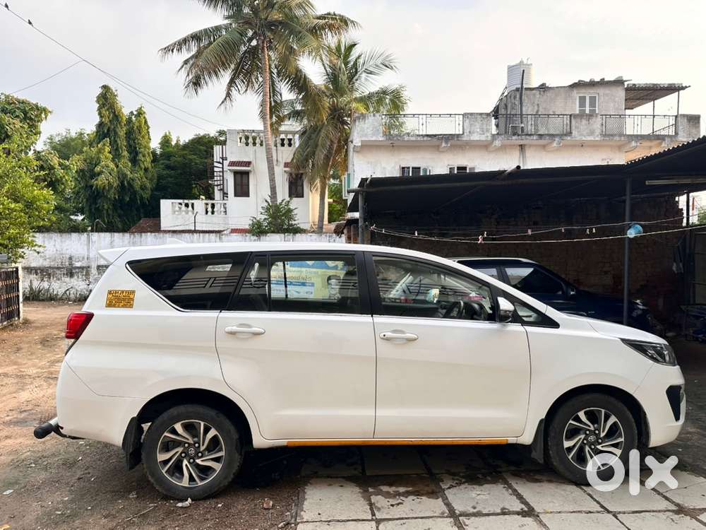 Toyota Innova Crysta 2022 Diesel 74000 Km Driven