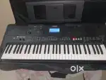 Yamaha PSR  E-463 Keyboard with new bag.
